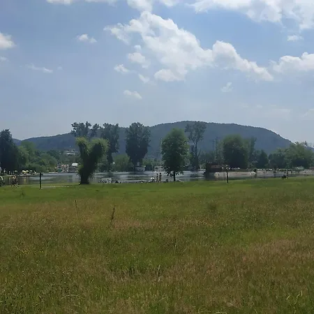 One To One * Banská Bystrica