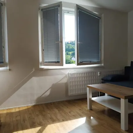 One To One * Banská Bystrica